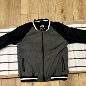 North Face women’s bomber jacket